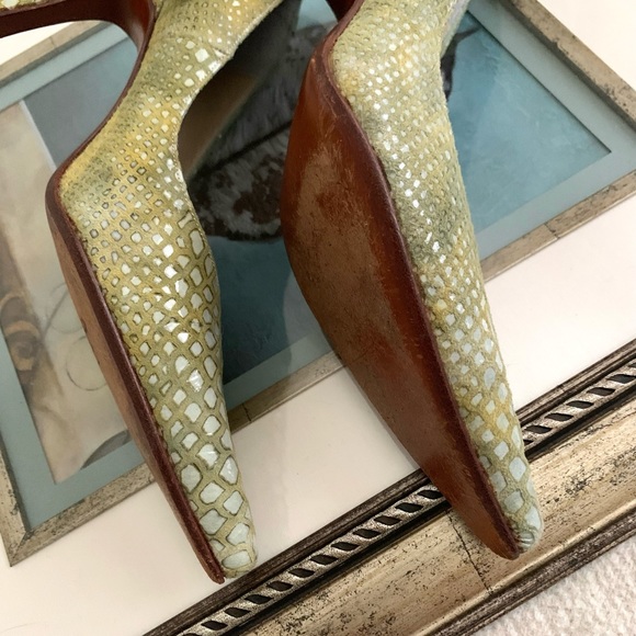 Saks Brienza Italian Leather & Suede Heels - Picture 10 of 11